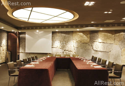 Urban Hotel 34